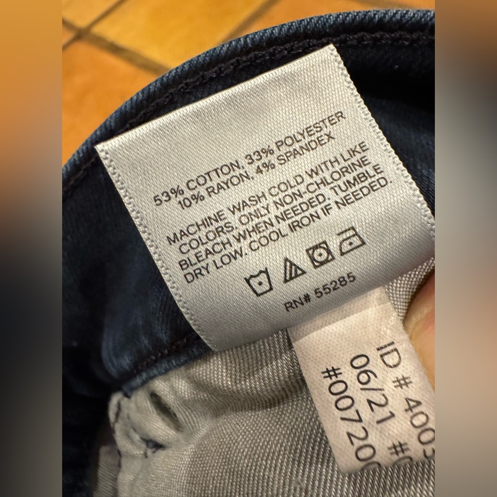 Express slim super high rise size 10 dark wash like new - Picture 10 of 11